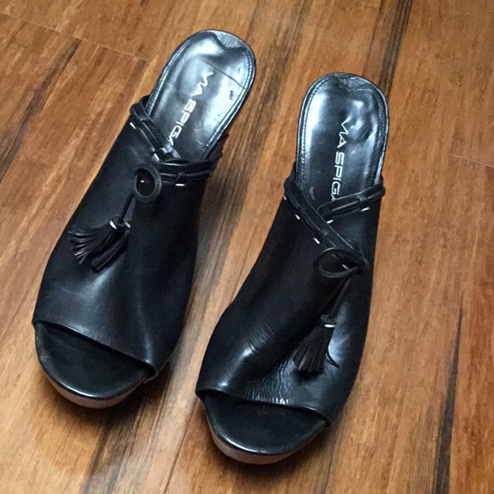 Via Spiga Black Open Toed Heels